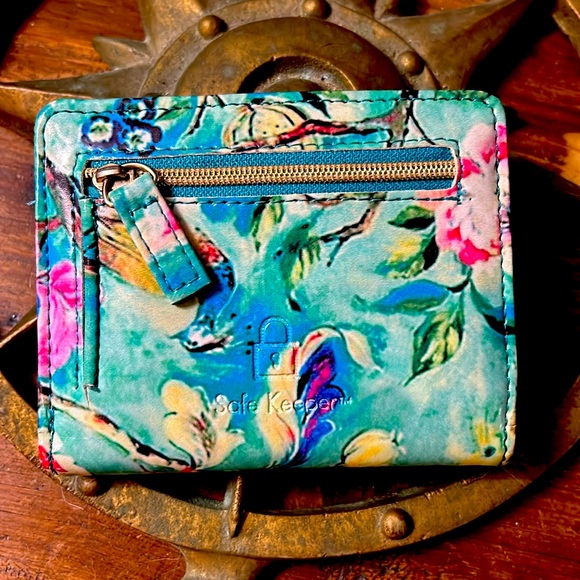 🌺Safe Keeper Floral Wallet🌺 - Picture 1 of 7